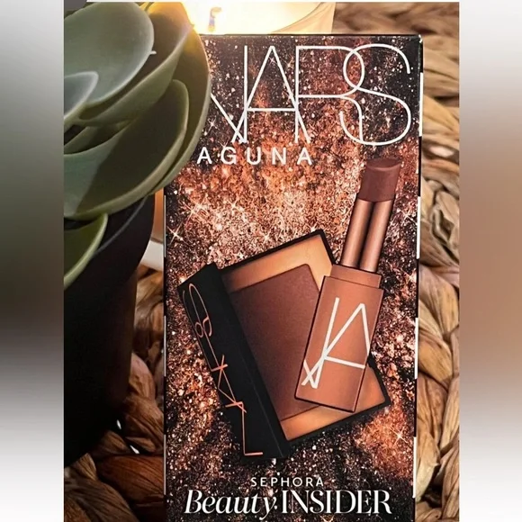New! NARS Bronzer & lip balm giftset - Picture 8 of 15